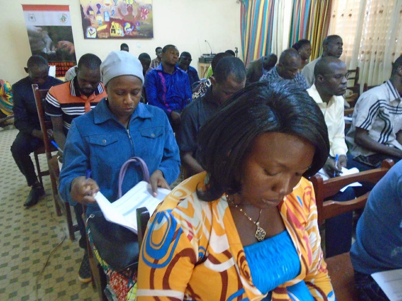 Élèves et cadres de l’administration à l’école de la CIL du Burkina Faso